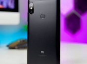 Пользователи недовольны дизайном Xiaomi Redmi 6