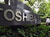 Toshiba вложит $300 млн в разработку чипов флеш-памяти