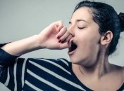 Ученые рассказали, почему зевота является заразной