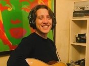 Альфонсо Оливер снял клип во Львове и запел на украинском (Видео)