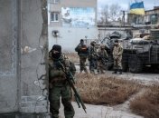 Штаб АТО: В Луганской области ночью зафиксированы боестолкновения