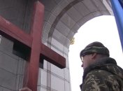 На Майдане попрощались с бойцом "Айдара"