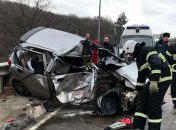 В Крыму девушка за рулем Matiz попала в ДТП с участием военного "Тигра": несколько пострадавших (фото)