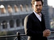 У Мэттью МакКонахи появилась новая жена на съемочной площадке