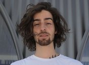 "Спасибо за юмор": Владимир Дантес весело поздравил маму с днем рождения (Фото)