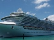 На лайнере в Тихом океане более 170 человек заразились норовирусом