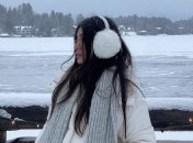 Меховые наушники - один из трендов сезона