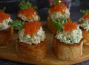 Вишукана закуска з рибкою та авокадо