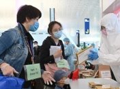 Коронавирус в Китае: за сутки внутри страны заразился лишь один человек