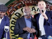 Кличко, Льюис и Холифилд собрали около 10 тысяч фанатов