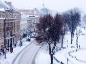 Непогода в Украине: снегоуборочная техника Львова будет работать круглосуточно