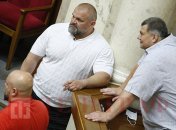Со скандалом признанный нардепом Вирастюк принял присягу в Раде под крики "Ганьба" (фото и видео)