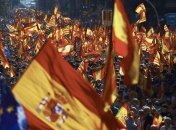 В центре Барселоны устроили митинг за единство Испании