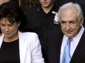 От Стросс-Кана ушла жена