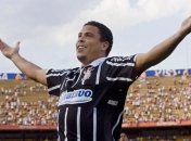 Легендарный Роналдо прокомментировал уход Иньесты из "Барселоны"