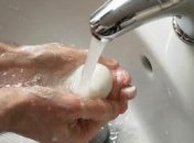 Родители забывают говорить детям мыть руки