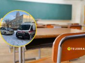 Полиция и "скорая" перед школой, парта