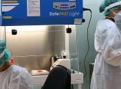 В ВОЗ рассказали, в какие страны направят первые дозы вакцин от коронавируса