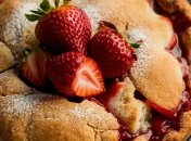 Этот десерт поразит своим вкусом (изображение создано с помощью ИИ)