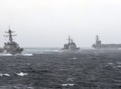 Ракетный эсминец "Тракстон" продолжит учения в Черном море