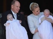 Князь Монако Альбер II и княгиня Шарлен рассказали о близнецах