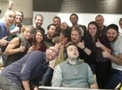 Смех до слез: парень, который уснул на работе, стал мемом 