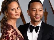 Крисси Тейген и Джон Ледженд показали своего новорожденного сына 