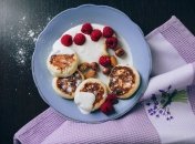 Смачні сирники в духовці — легкий рецепт