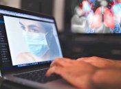 Коронавирусная пандемия стала еще одним поводом для "развода" людей