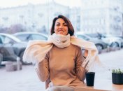 Як модно носити шарф цієї зими