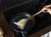 Відвалиться навіть товстий і жирний шар нагару