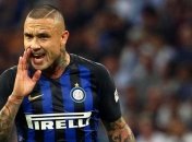 Скандальный футболист Интера отстранен и оштрафован на крупную сумму