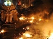 Протестующему на Майдане оторвало руку, ранен Турчинов