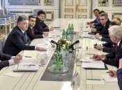 Порошенко встретился с послами стран G7