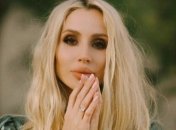 Светлана Лобода оголила живот для обложки журнала 