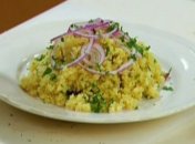 Салат с кус-кусом и сушеной клюквой