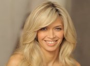 С Верой Брежневой случился на концерте пикантный конфуз