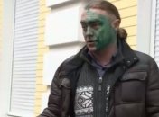 Экс-нардепа Мирошниченко облили зеленкой