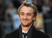 Том Фелтон извиняется за изображения на футболке