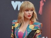 Тейлор Свифт подогрела слухи о помолвке с Джо Элвином