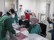 В Турции за сутки более 1 тыс человек заболели коронавирусом