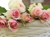 Поздравления с Днем Рождения тети 5 апреля: стихи, проза и открытки