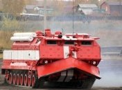 На тушении пожара в Сватово задействованы три пожарных танка ВСУ