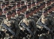 Министр обороны заговорил об отмене срочной службы в Украине