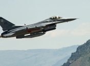 В США снова разбился истребитель, пилот успел катапультироваться