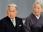 Императору Акихито прописали постельный режим