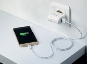 Телефон став повільніше заряджатися: п’ять головних причин чому це відбувається