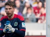 Голкипер "Ганновера" может перейти в "Лестер"