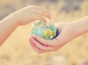 Китайские глобусы изъяли из продажи из-за неправильных очертаний