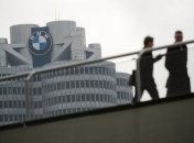 BMW выплатит своим дилерам $820 млн
